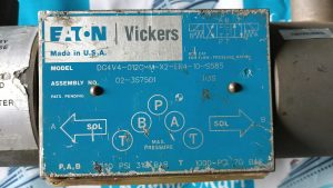 EATON VICKERS DIRECTIONAL CONTROL VALVE DG4V4-012C-M-X2-ER4-10-S585